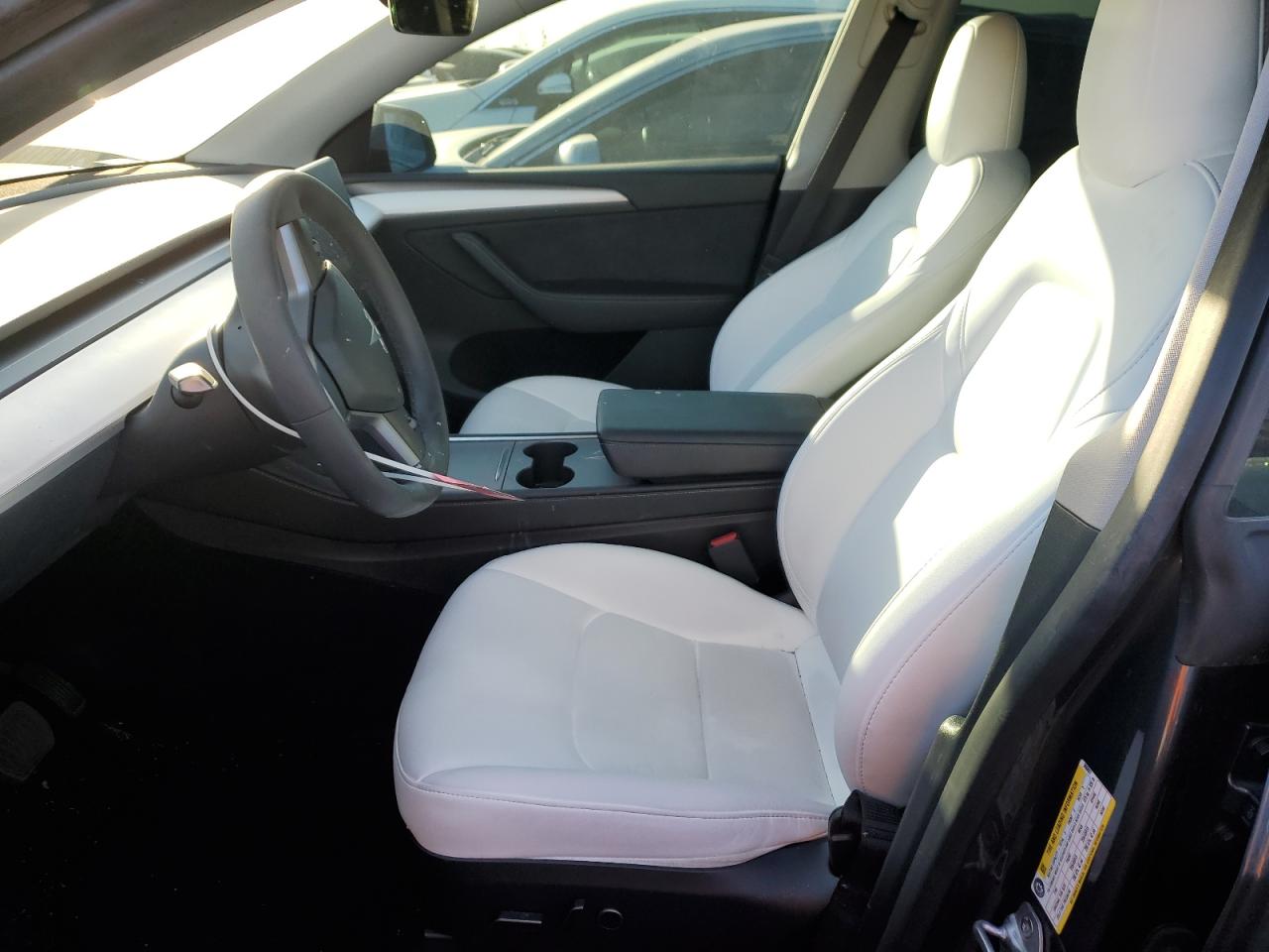 2023 Tesla Model Y VIN: 7SAYGDEE7PF900807 Lot: 86670475