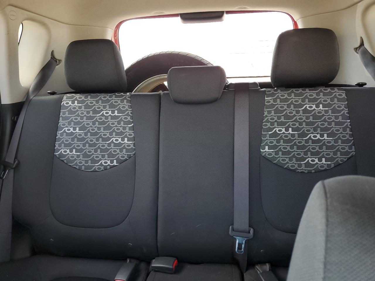 2011 Kia Soul + VIN: KNDJT2A27B7236744 Lot: 84248725