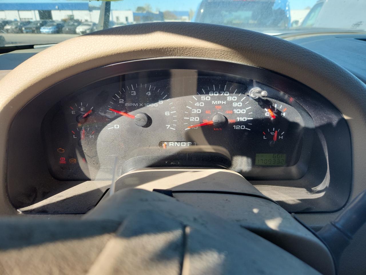 2005 Ford F150 VIN: 1FTPX14595NA15158 Lot: 82333945