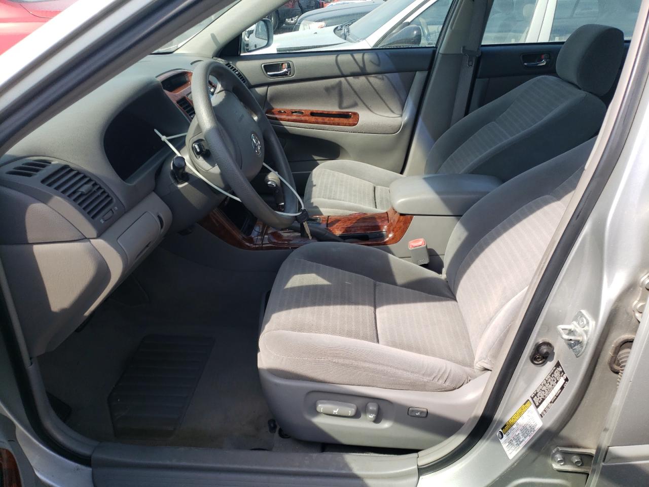 2005 Toyota Camry Le VIN: 4T1BE32K25U516706 Lot: 71226495