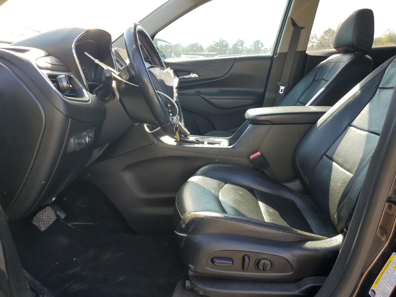 2019 Chevrolet Equinox Premier VIN: 2GNAXNEV3K6105876 Lot: 84607255