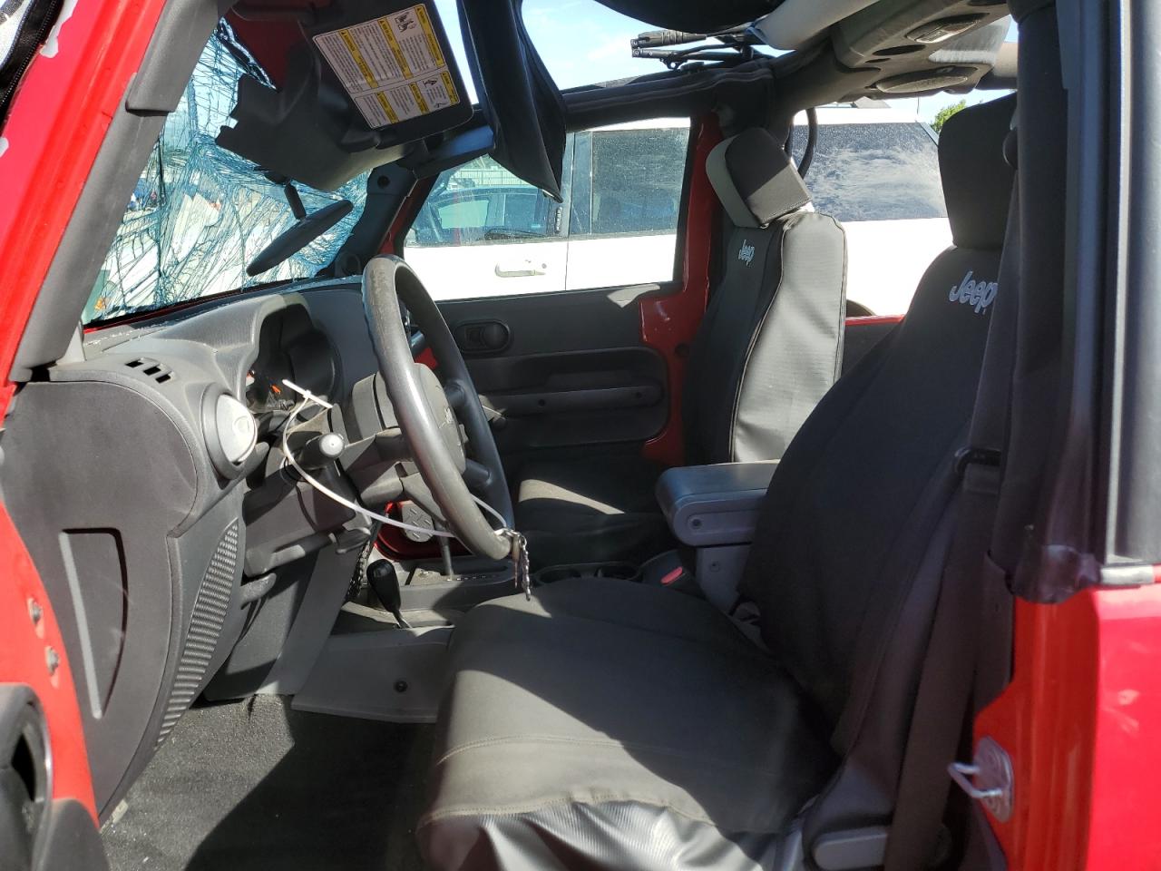 2009 Jeep Wrangler X VIN: 1J4FA24189L735207 Lot: 85906785