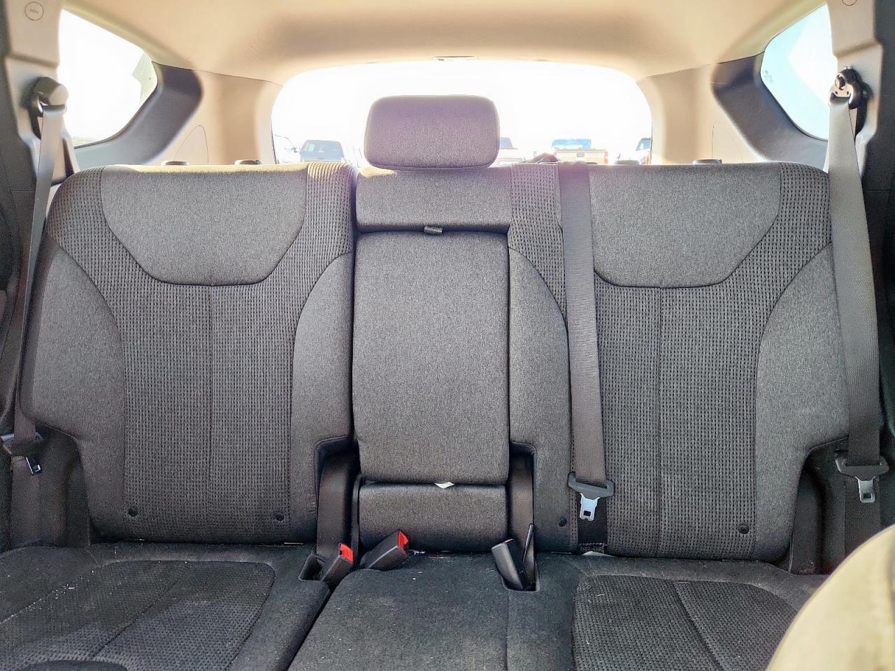 2020 Hyundai Santa Fe Sel VIN: 5NMS33AD2LH166818 Lot: 81971265