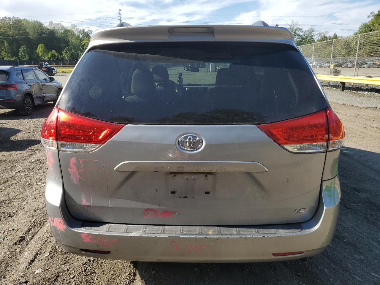 2011 Toyota Sienna Le VIN: 5TDKK3DC7BS089252 Lot: 84197245