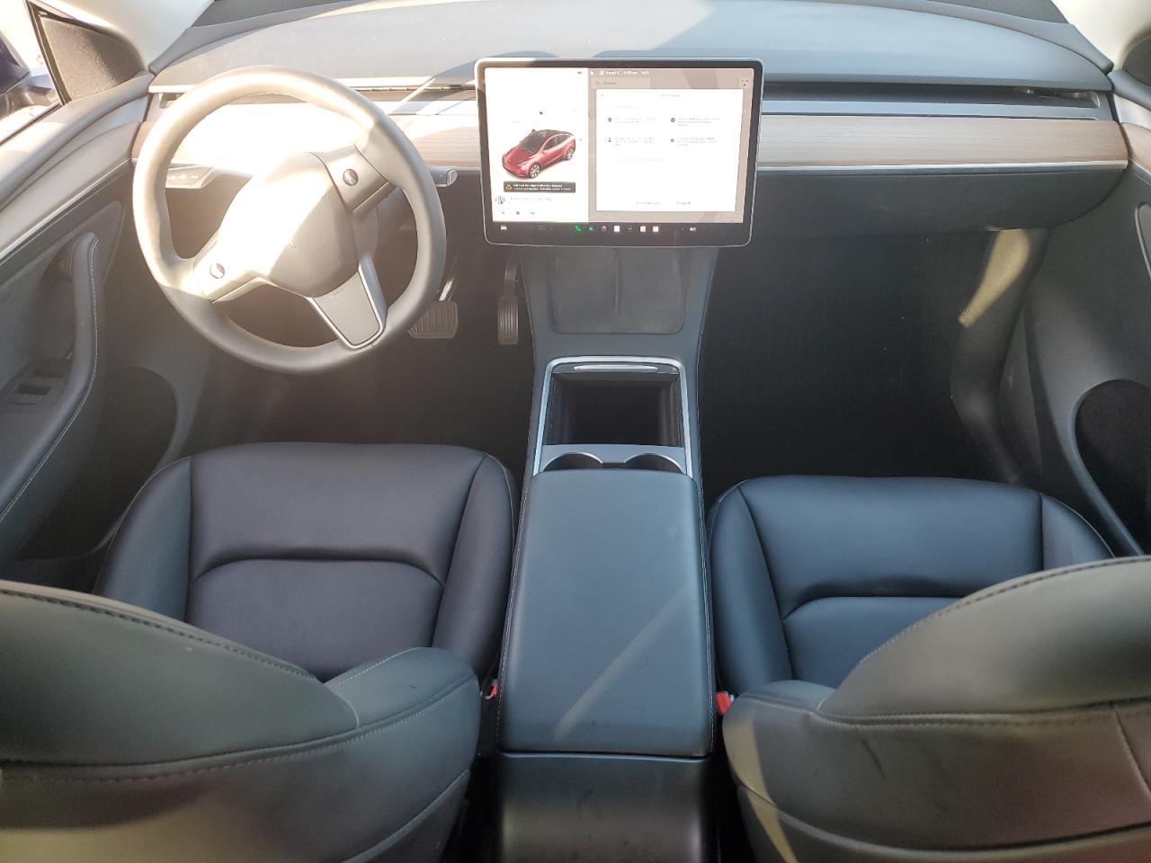 2024 Tesla Model Y VIN: 7SAYGAEE8RF054723 Lot: 82200875