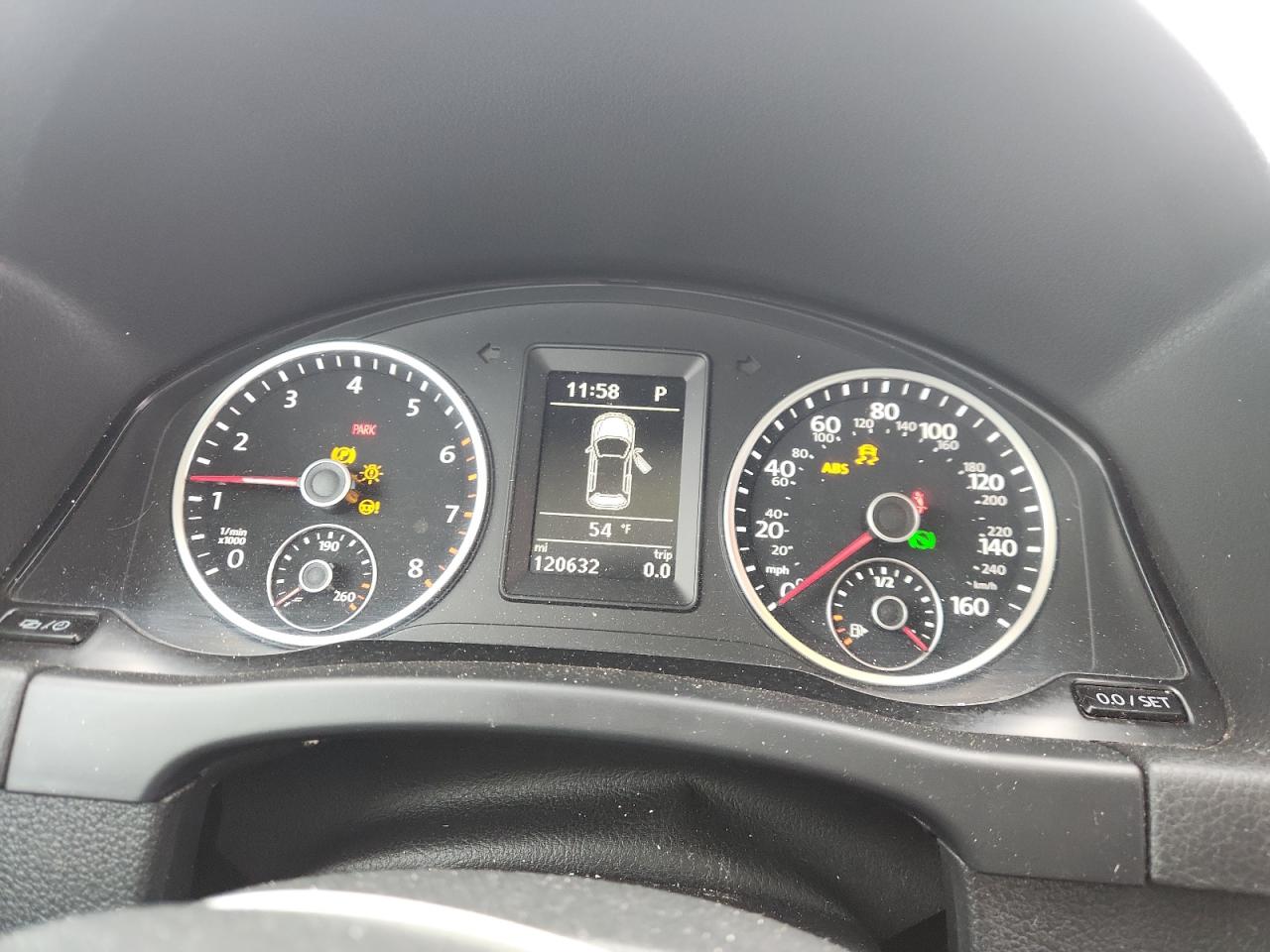 2017 Volkswagen Tiguan Sport VIN: WVGUV7AX0HW507251 Lot: 86224645