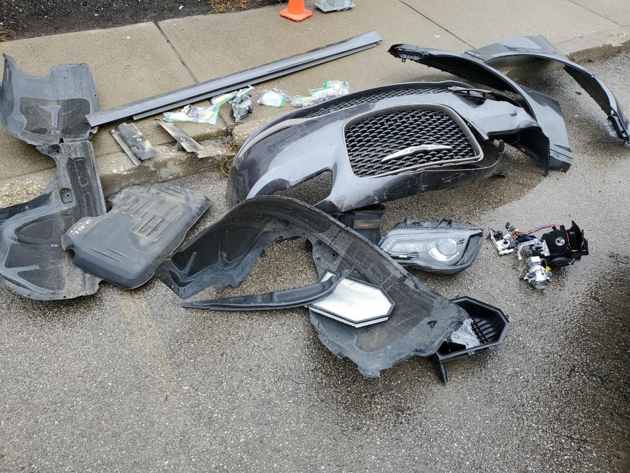 2017 Chrysler 300 S VIN: 2C3CCABG8HH603634 Lot: 90440555