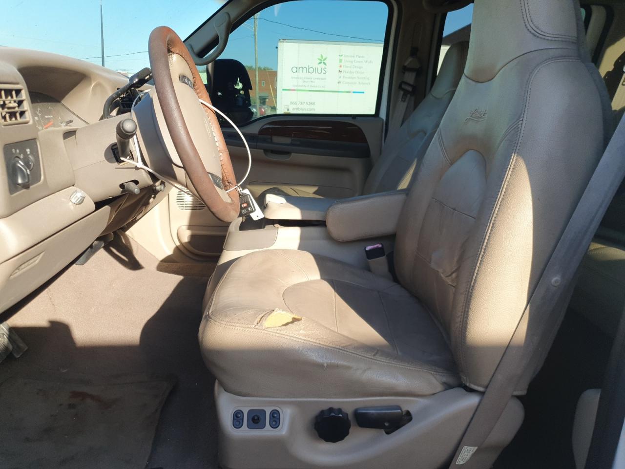 2000 Ford F350 Srw Super Duty VIN: 1FTSW31F9YEC44370 Lot: 85092035