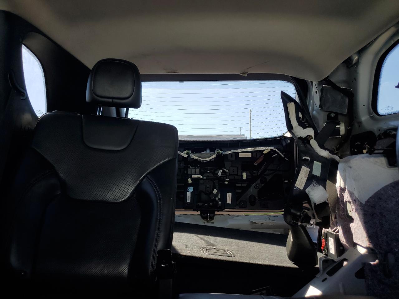 2019 Jeep Cherokee Limited VIN: 1C4PJLDBXKD302495 Lot: 86102465