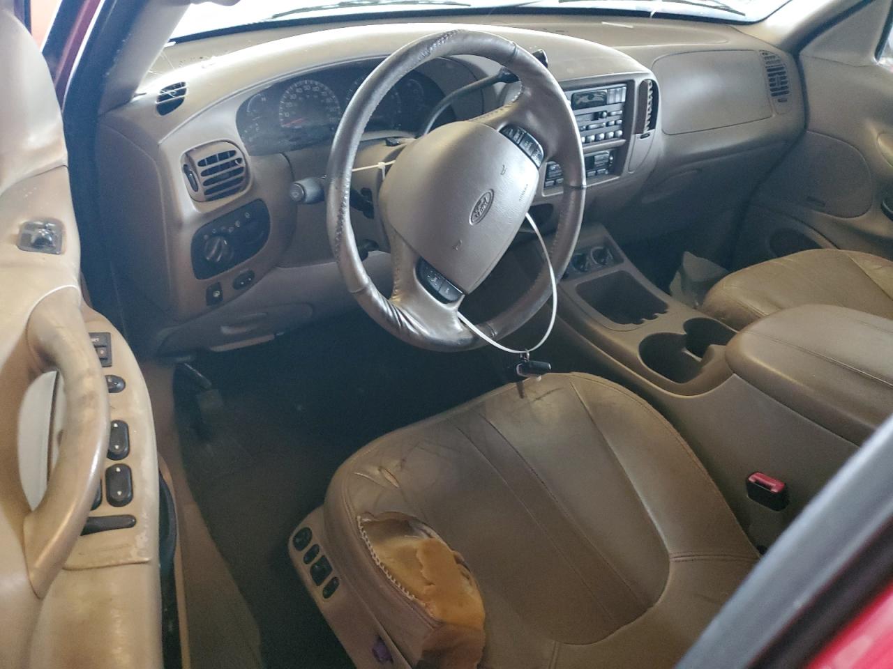 2000 Ford Expedition Eddie Bauer VIN: 1FMPU18L1YLA40522 Lot: 84833215