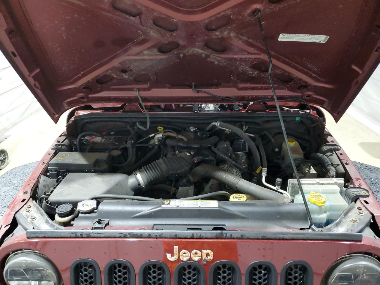 2010 Jeep Wrangler Sport VIN: 1J4AA2D15AL176469 Lot: 85846285