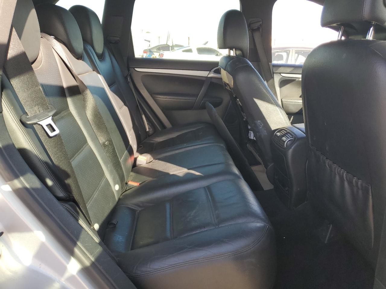 2010 Porsche Cayenne VIN: WP1AA2AP2ALA12271 Lot: 85928975