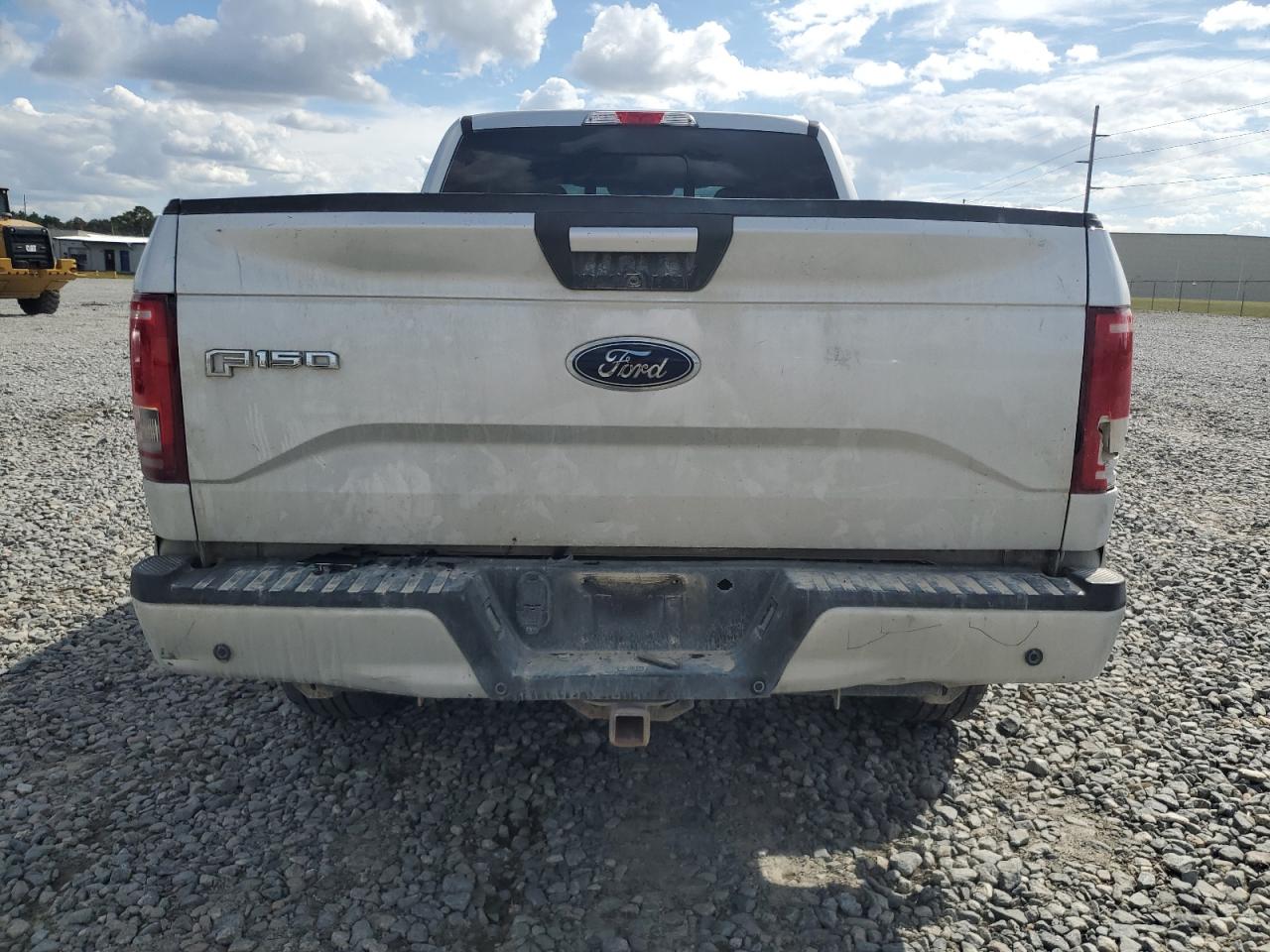 2017 Ford F150 Super Cab VIN: 1FTFX1EF4HKE55040 Lot: 85729565