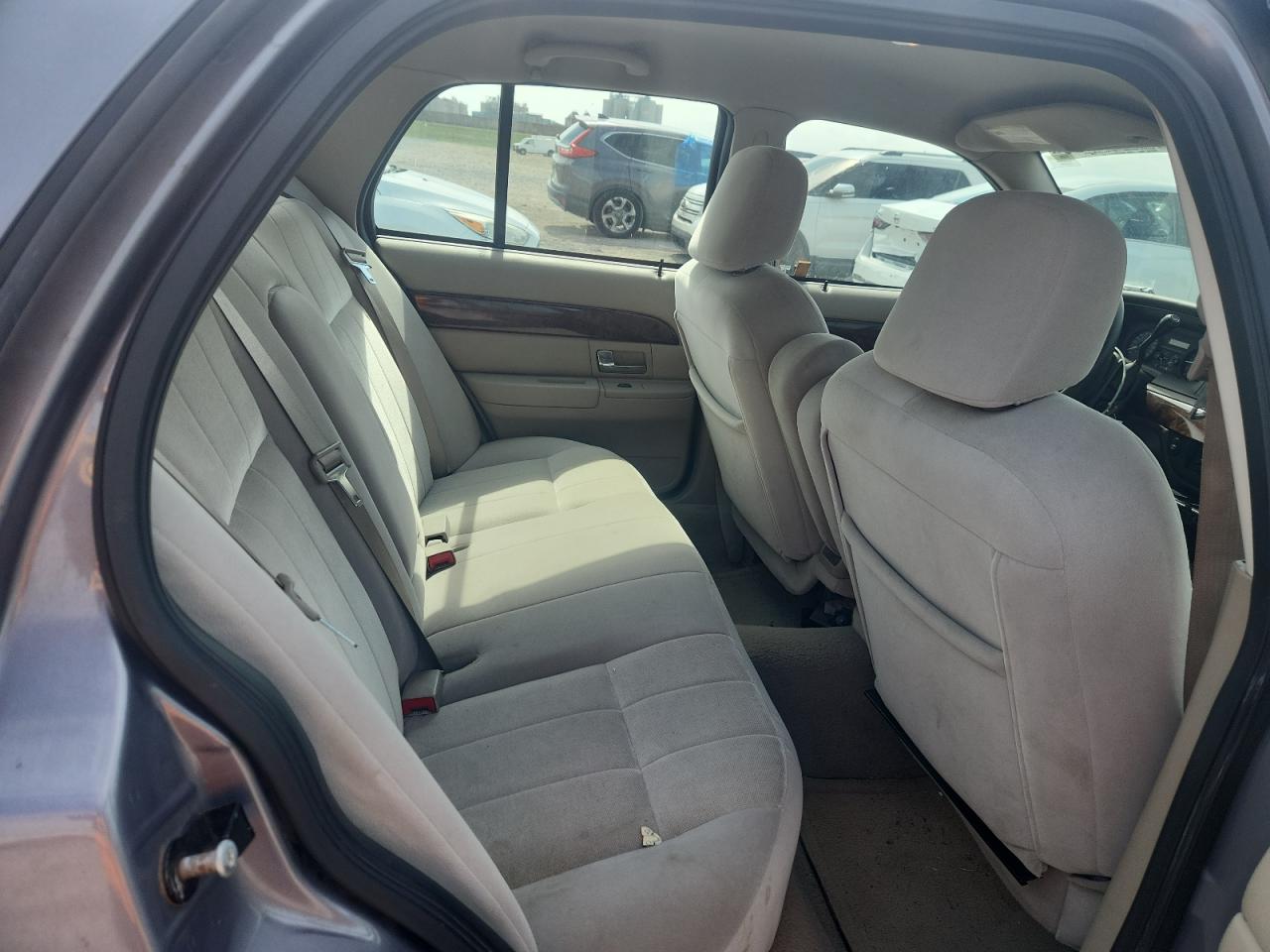 2006 Mercury Grand Marquis Gs VIN: 2MEFM74V06X626962 Lot: 81994995