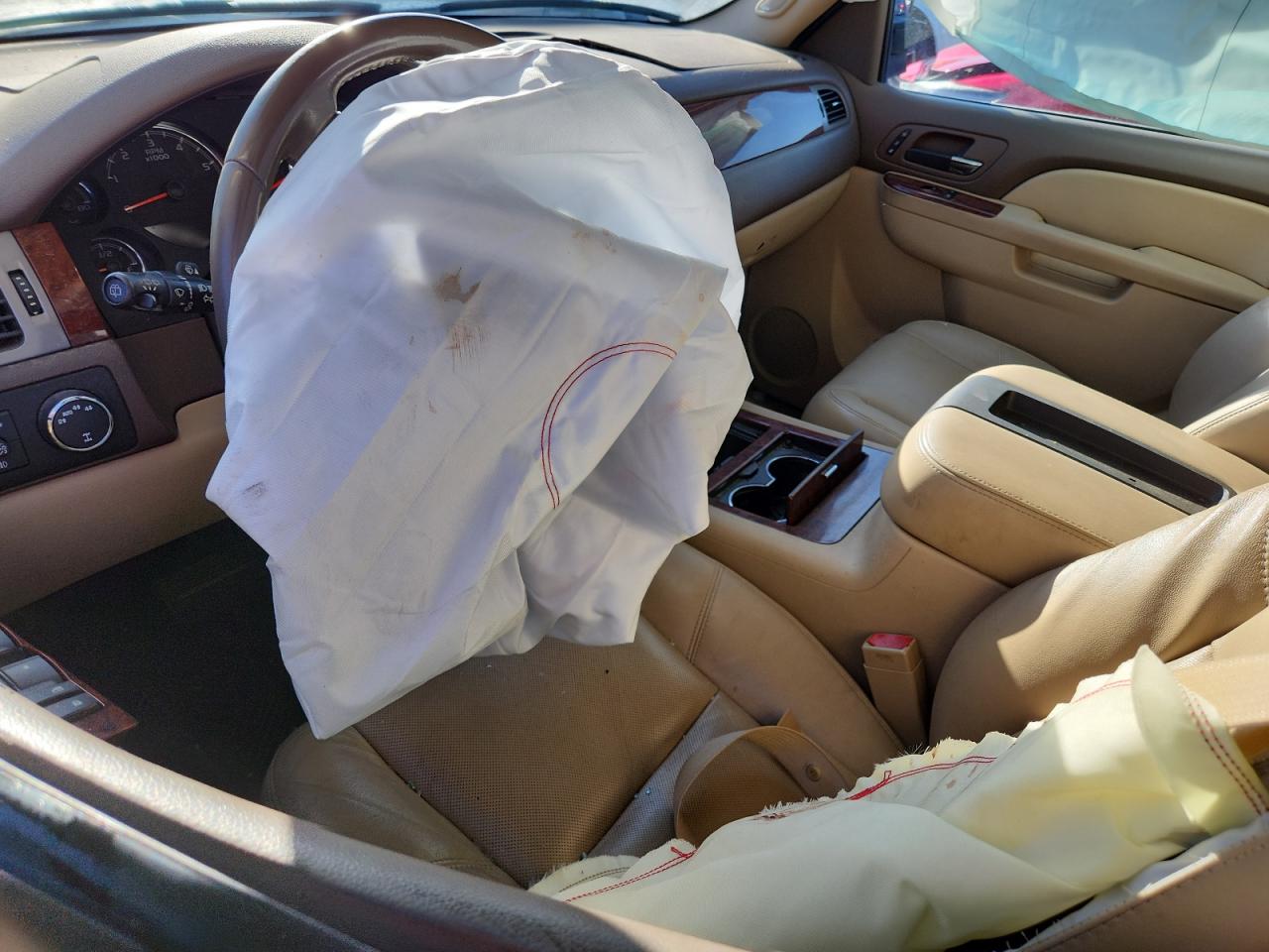 2010 Chevrolet Suburban K1500 Ltz VIN: 1GNUKKE34AR176662 Lot: 85766595