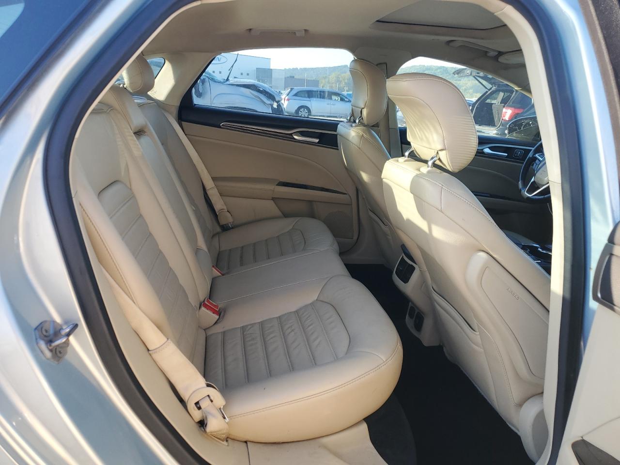 2014 Ford Fusion Se Hybrid VIN: 3FA6P0LU8ER239393 Lot: 84460265