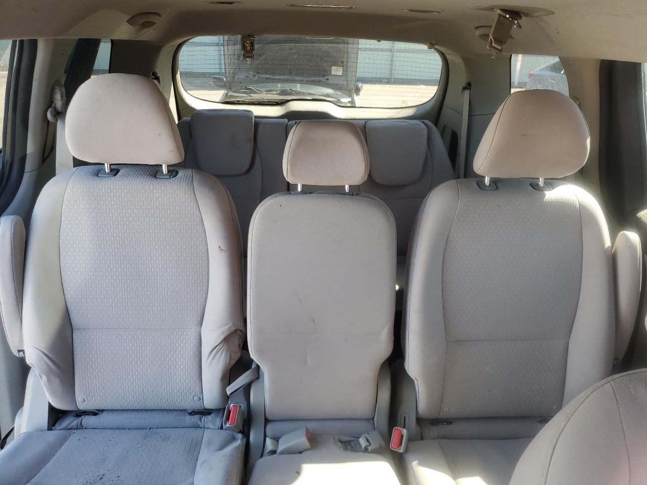 2016 Kia Sedona Lx VIN: KNDMB5C18G6113408 Lot: 84776015