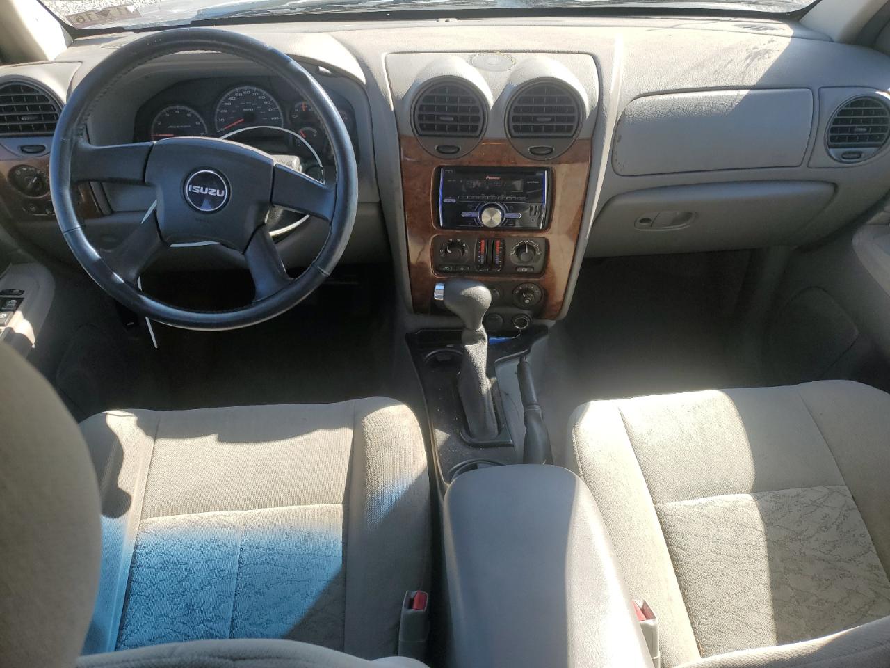 2005 Isuzu Ascender S VIN: 4NUDT13S852700957 Lot: 85551365