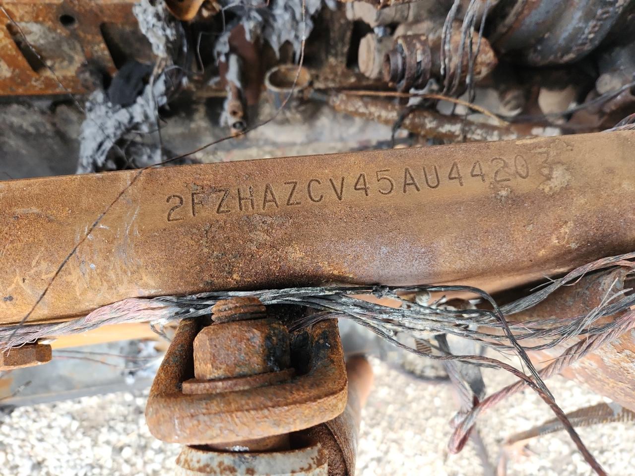 2005 Sterling L9500 Dump Truck VIN: 2FZHAZCV45AU44203 Lot: 85092925