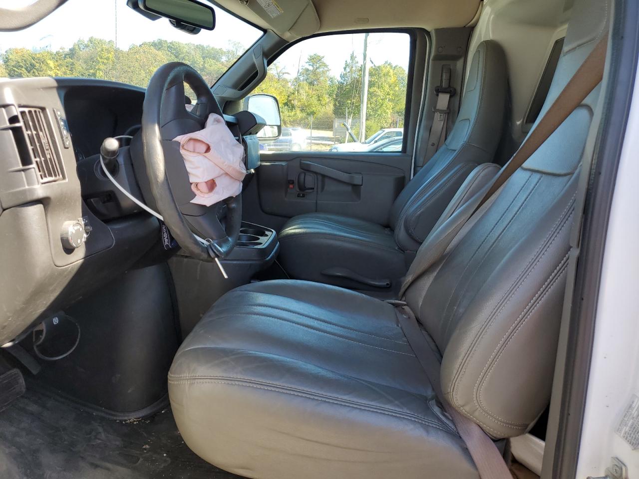 2021 Chevrolet Express G2500 VIN: 1GCWGAFP8M1310395 Lot: 85879175