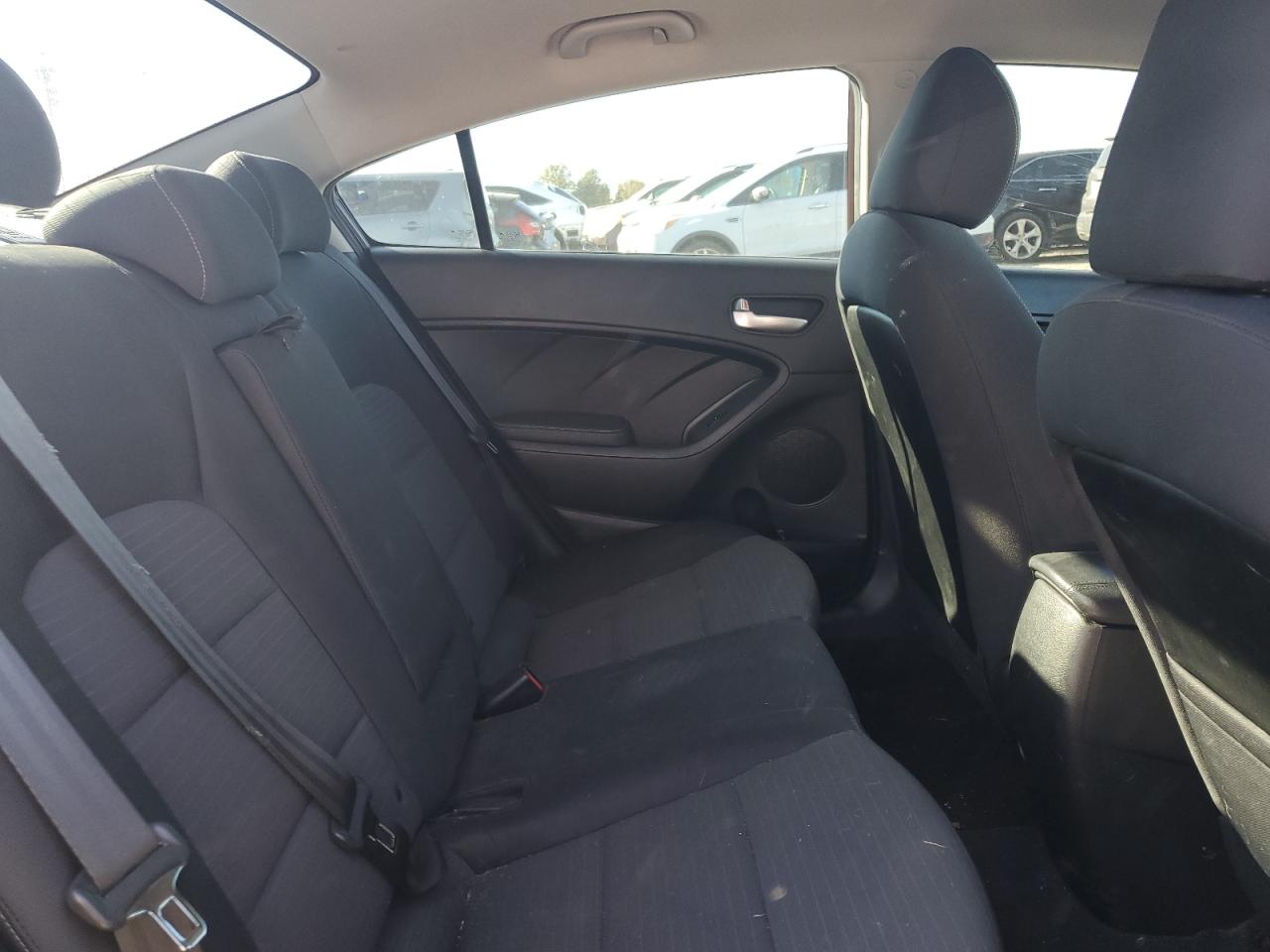 2018 Kia Forte Lx VIN: 3KPFL4A78JE181927 Lot: 85910165
