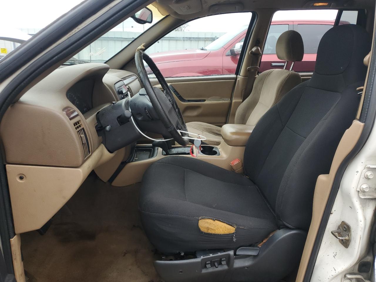 2000 Jeep Grand Cherokee Laredo VIN: 1J4GW48N1YC239534 Lot: 90411715