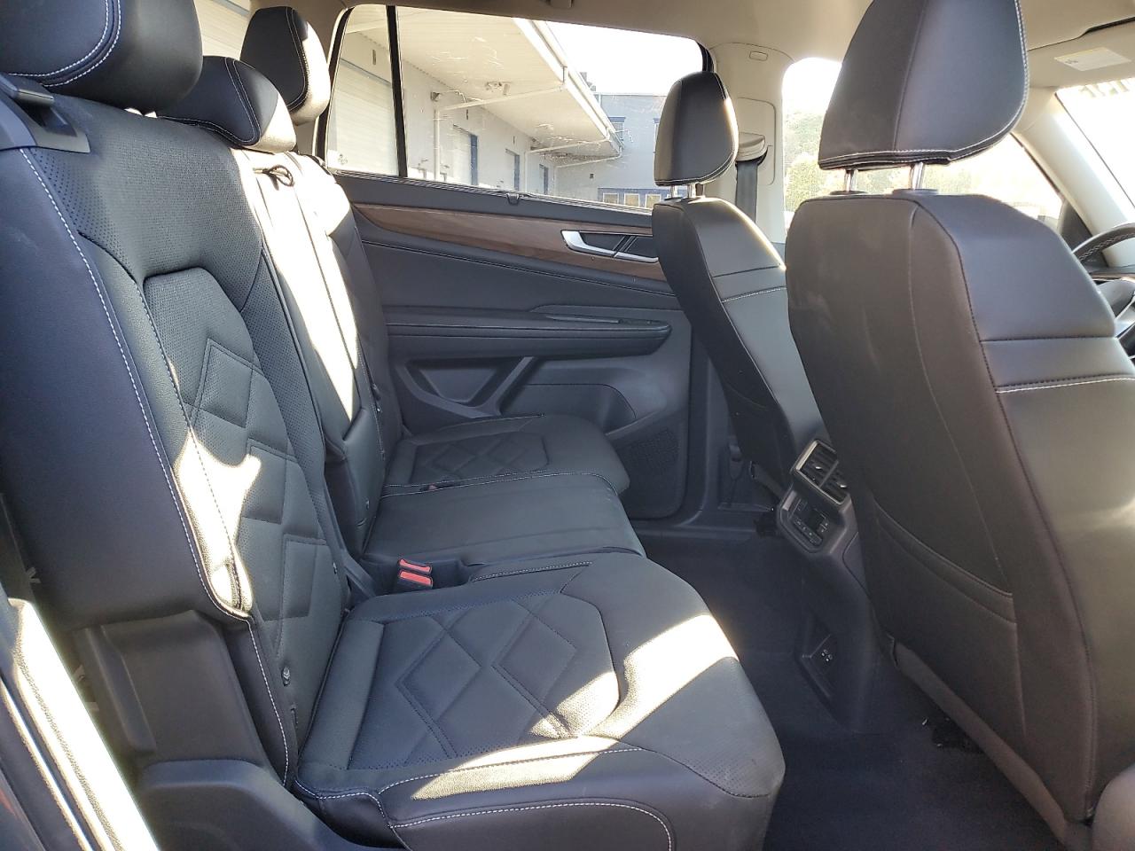 2025 Volkswagen Atlas Se VIN: 1V2HR2CA7SC572904 Lot: 86801475