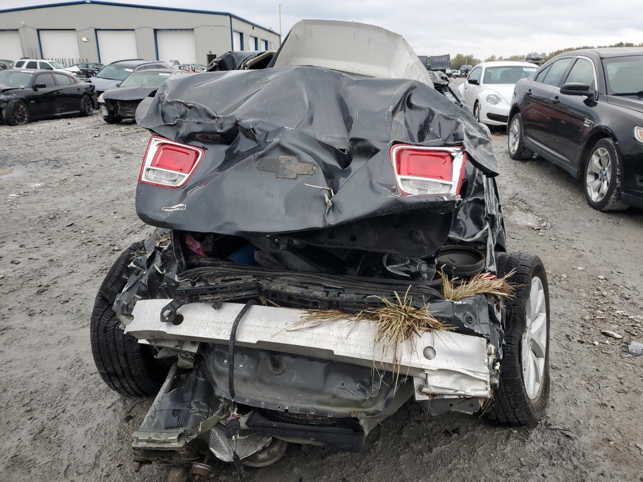 2014 Chevrolet Malibu 2Lt VIN: 1G11E5SL9EF125733 Lot: 82778995