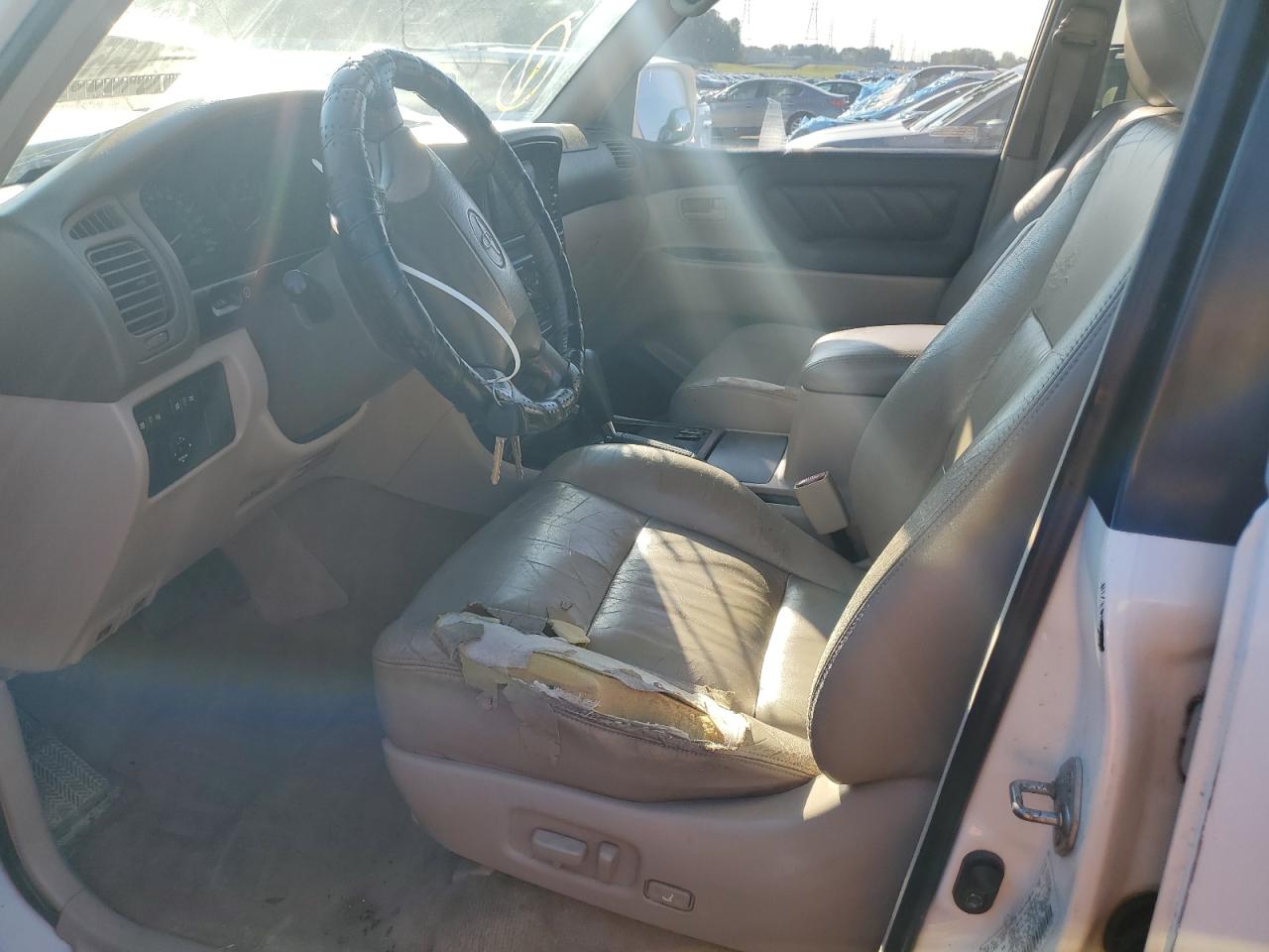 JT3HT05J8Y0110628 2000 Toyota Land Cruiser