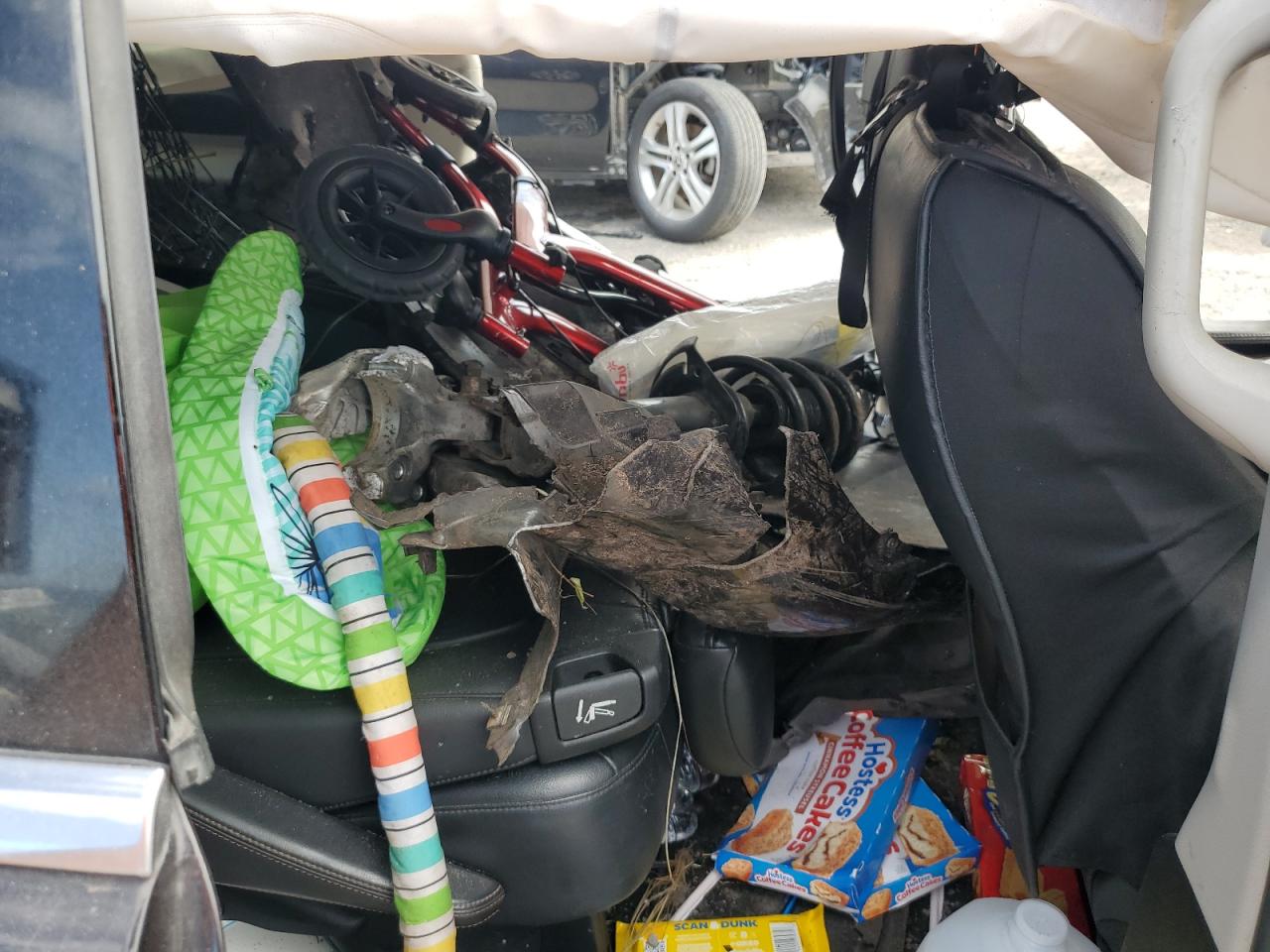 2018 Chrysler Pacifica Touring L VIN: 2C4RC1BG5JR236245 Lot: 84698925