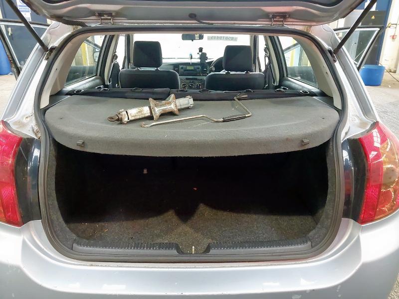 2004 TOYOTA COROLLA T3 VVTI AUTO 