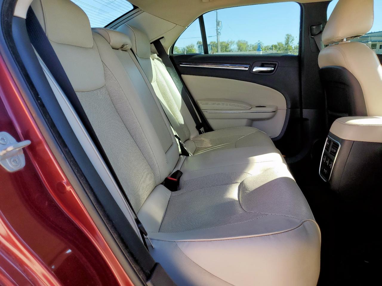 2017 Chrysler 300C VIN: 2C3CCAKG3HH606750 Lot: 90715685