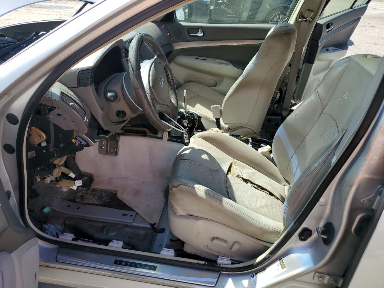 2012 Infiniti G37 Base VIN: JN1CV6AP2CM621186 Lot: 84783485