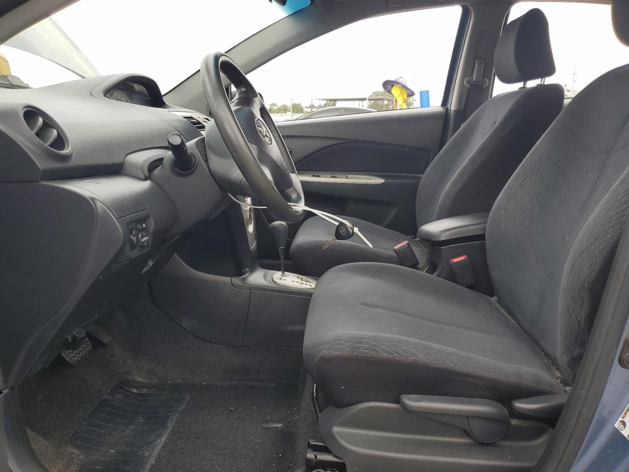 2008 Toyota Yaris VIN: JTDBT923881292045 Lot: 82434345