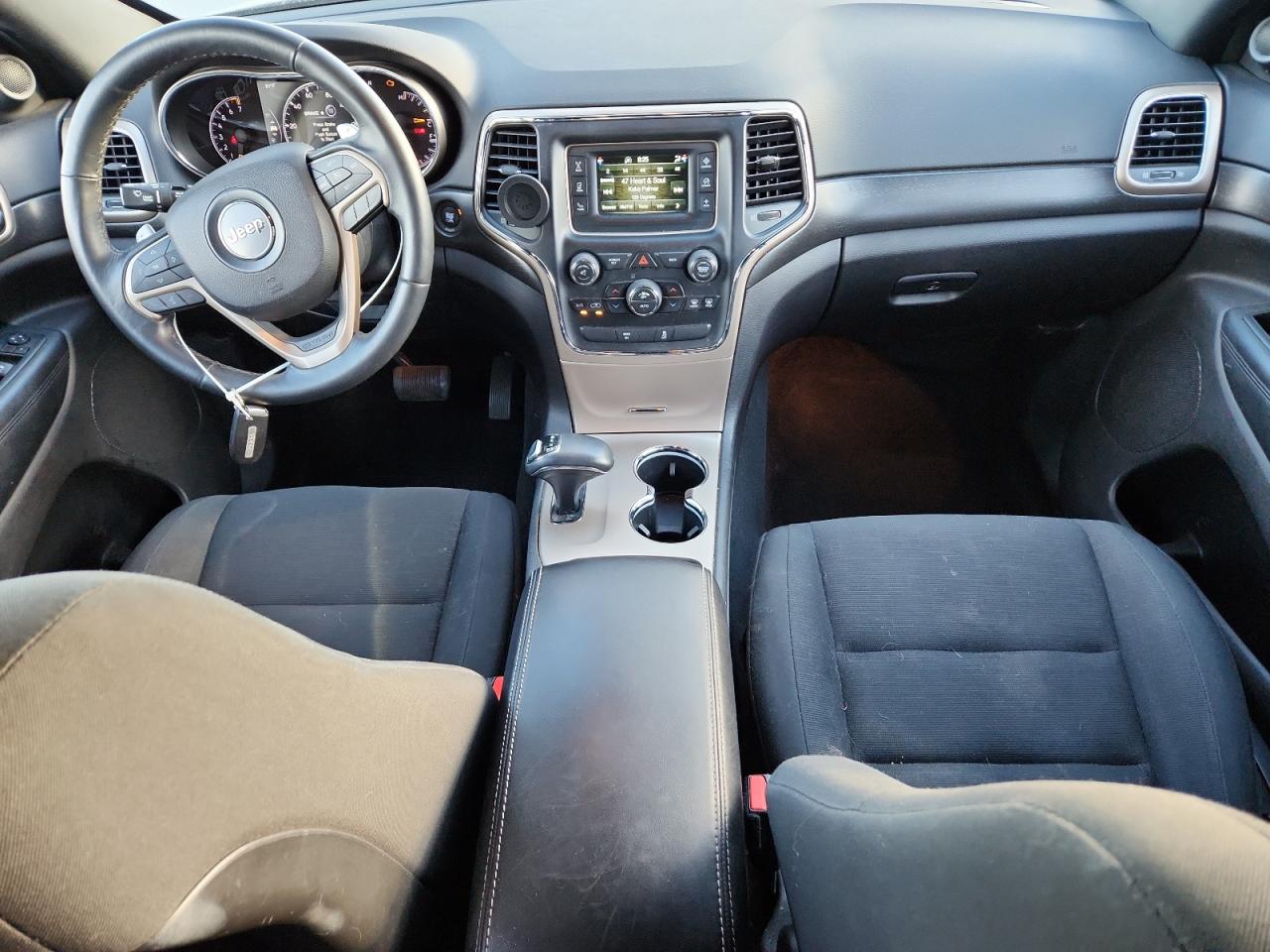 2015 Jeep Grand Cherokee Laredo VIN: 1C4RJEAG7FC957133 Lot: 84700005