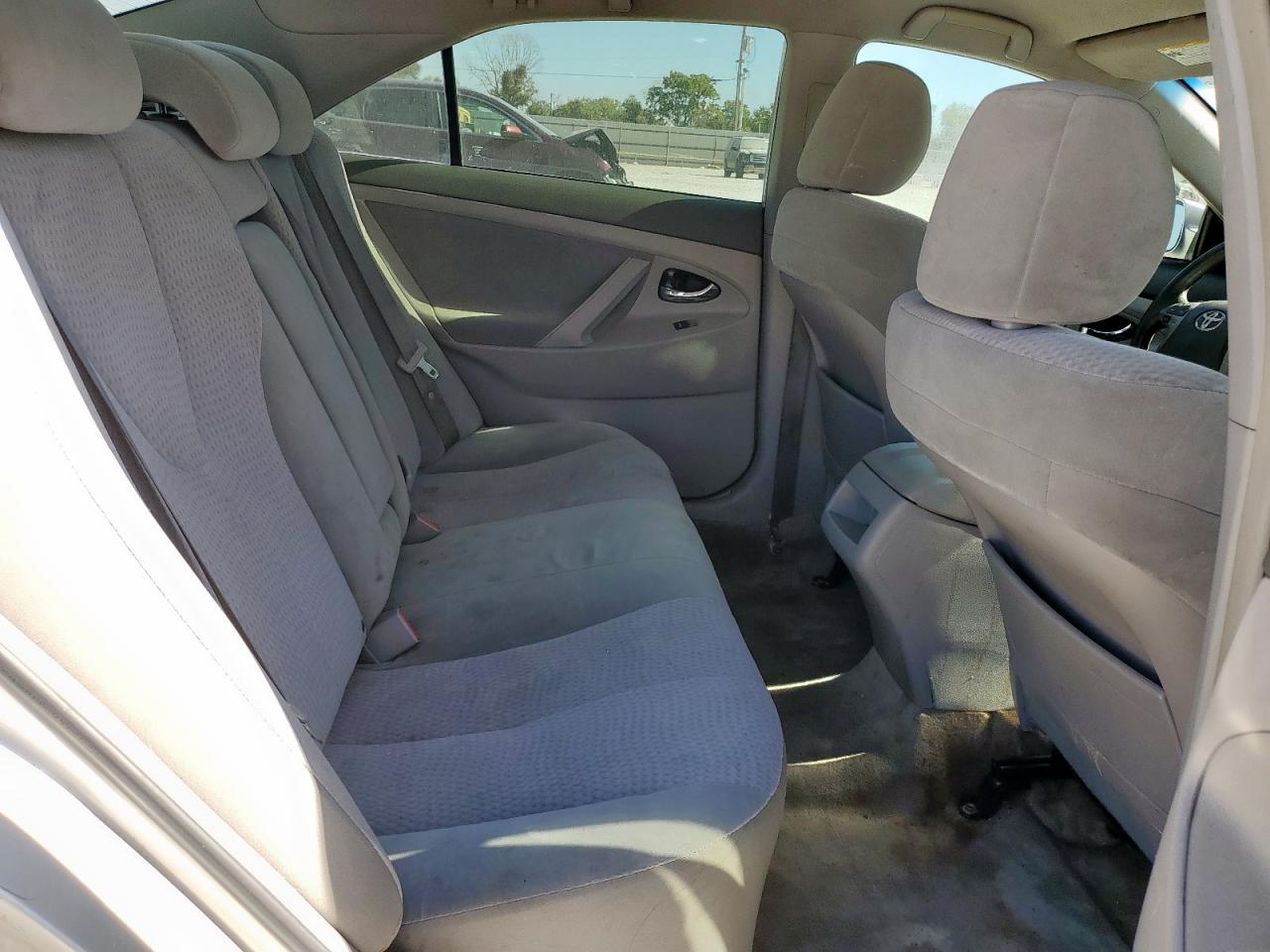 2011 Toyota Camry Base VIN: 4T1BF3EK2BU127892 Lot: 86533495