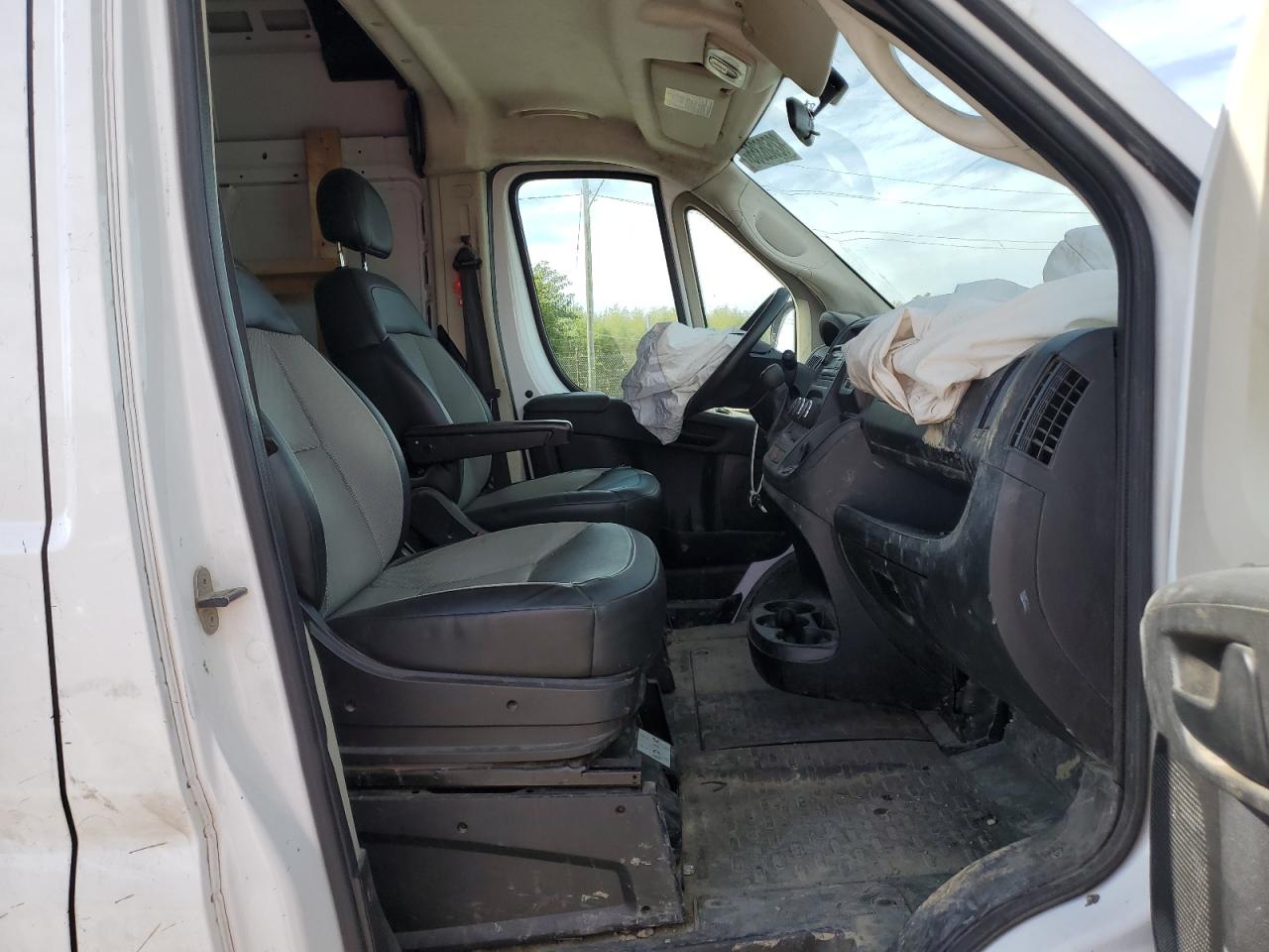 2017 Ram Promaster 2500 2500 High VIN: 3C6TRVDGXHE547049 Lot: 82526355