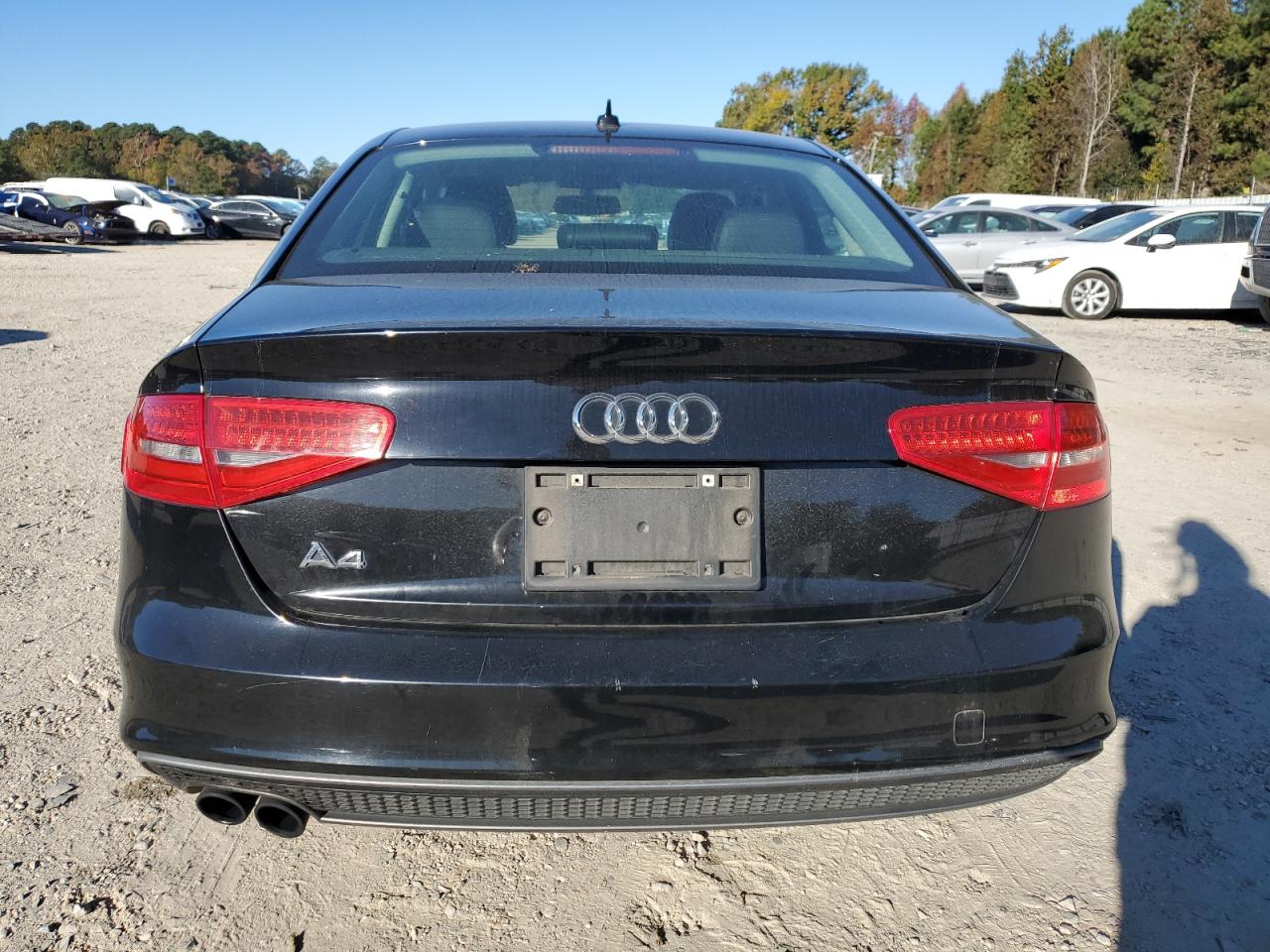 2015 Audi A4 Premium VIN: WAUAFAFL5FN027231 Lot: 82684175