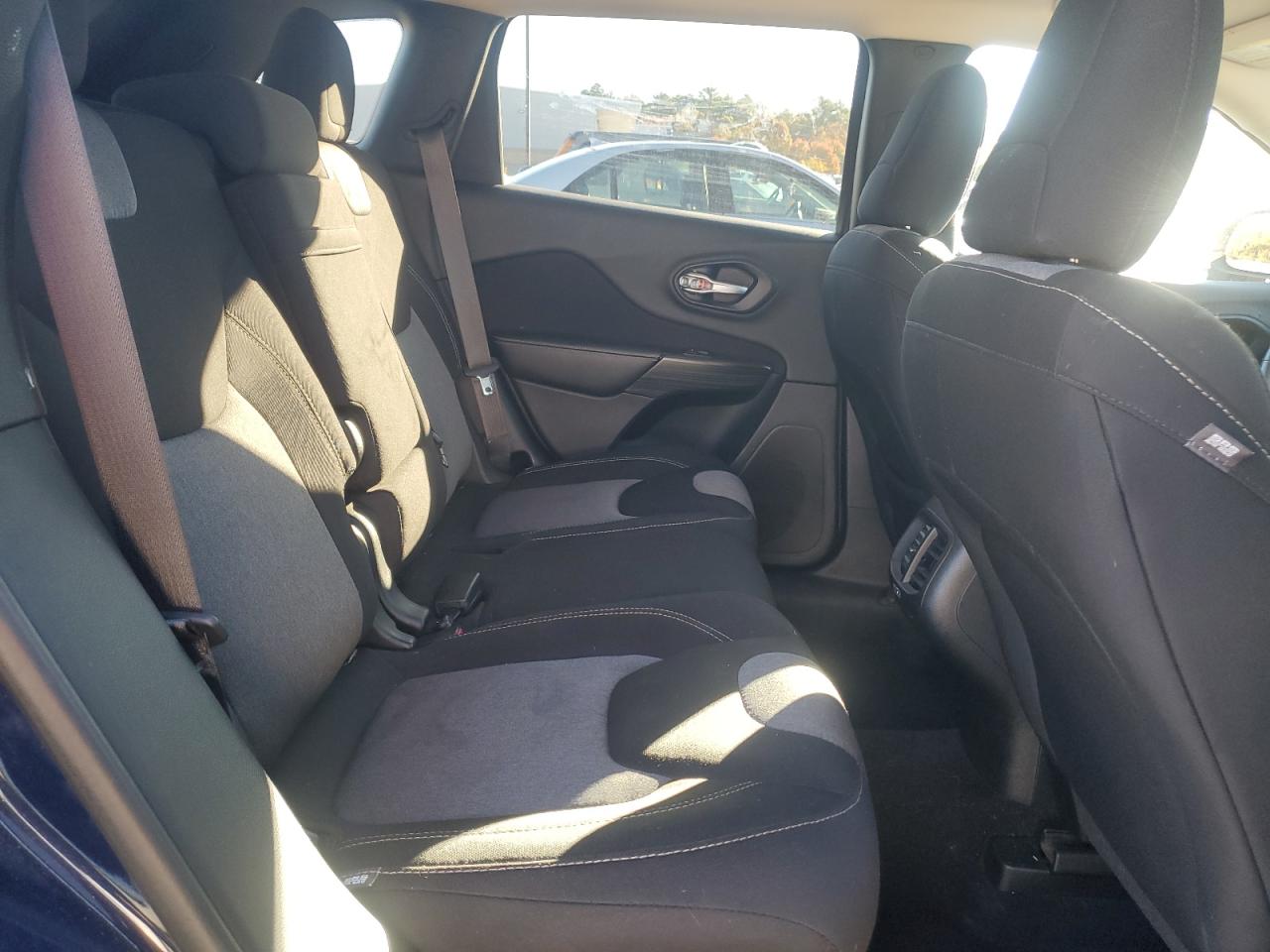 2016 Jeep Cherokee Sport VIN: 1C4PJMAB9GW226645 Lot: 90015685