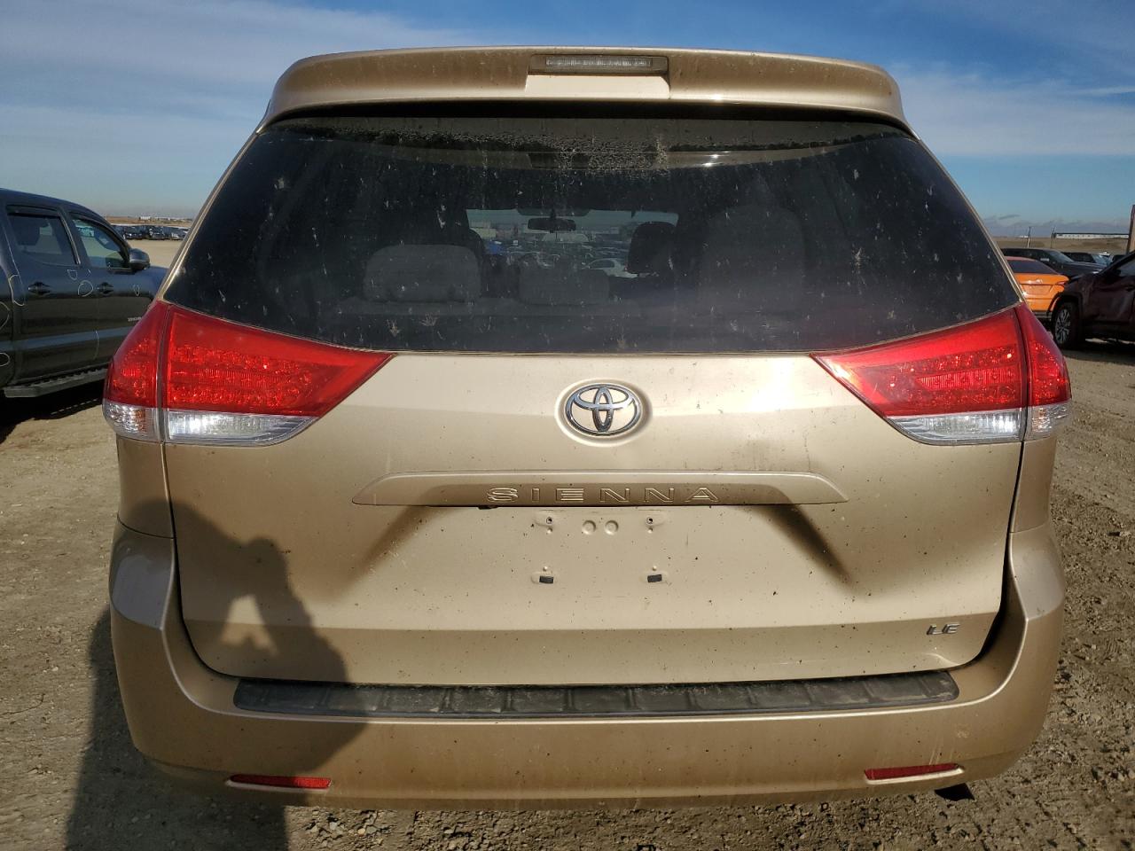 2011 Toyota Sienna Le VIN: 5TDKK3DC4BS054684 Lot: 90935535