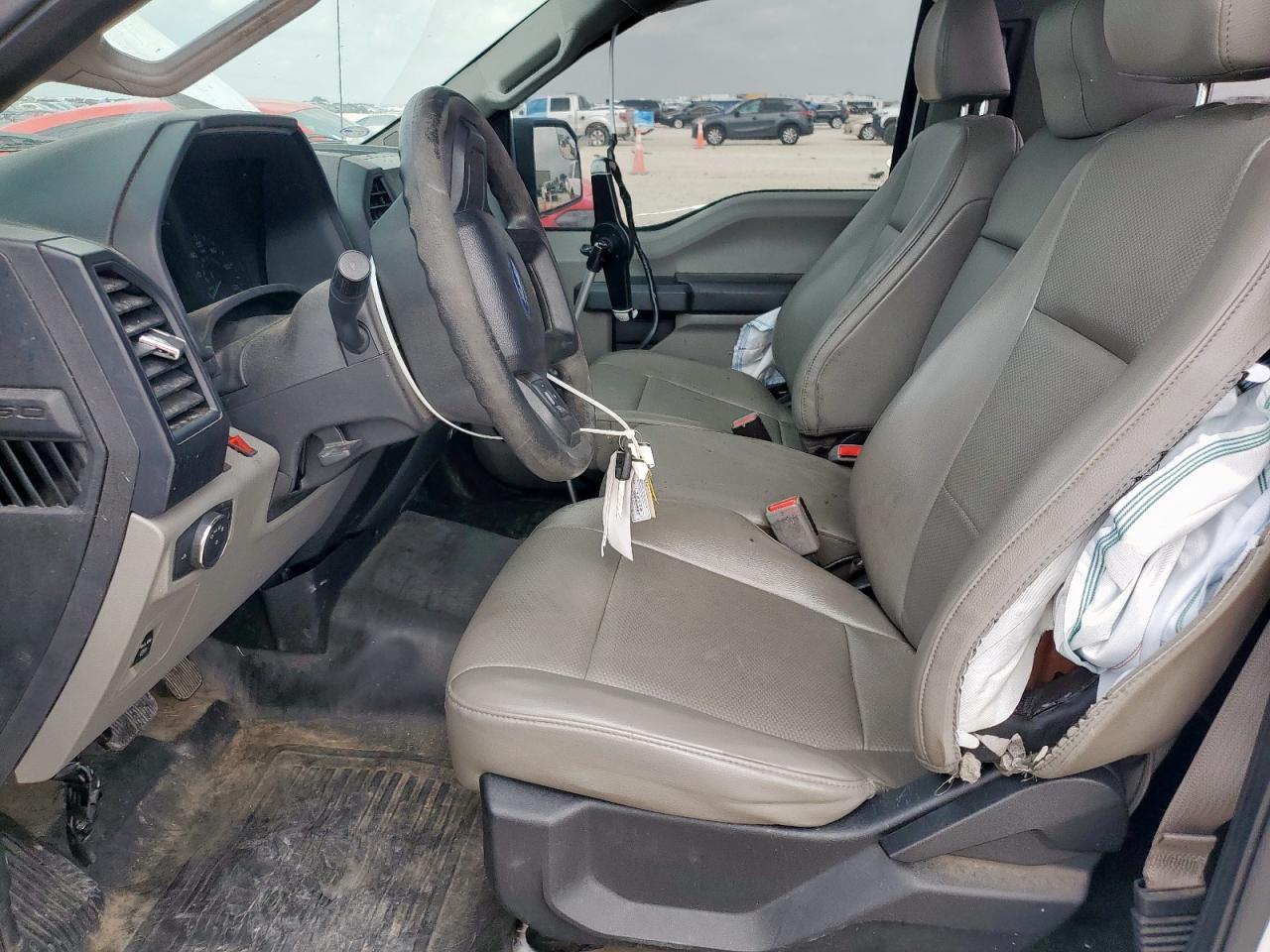 2017 Ford F150 VIN: 1FTMF1C81HKE48528 Lot: 87469315