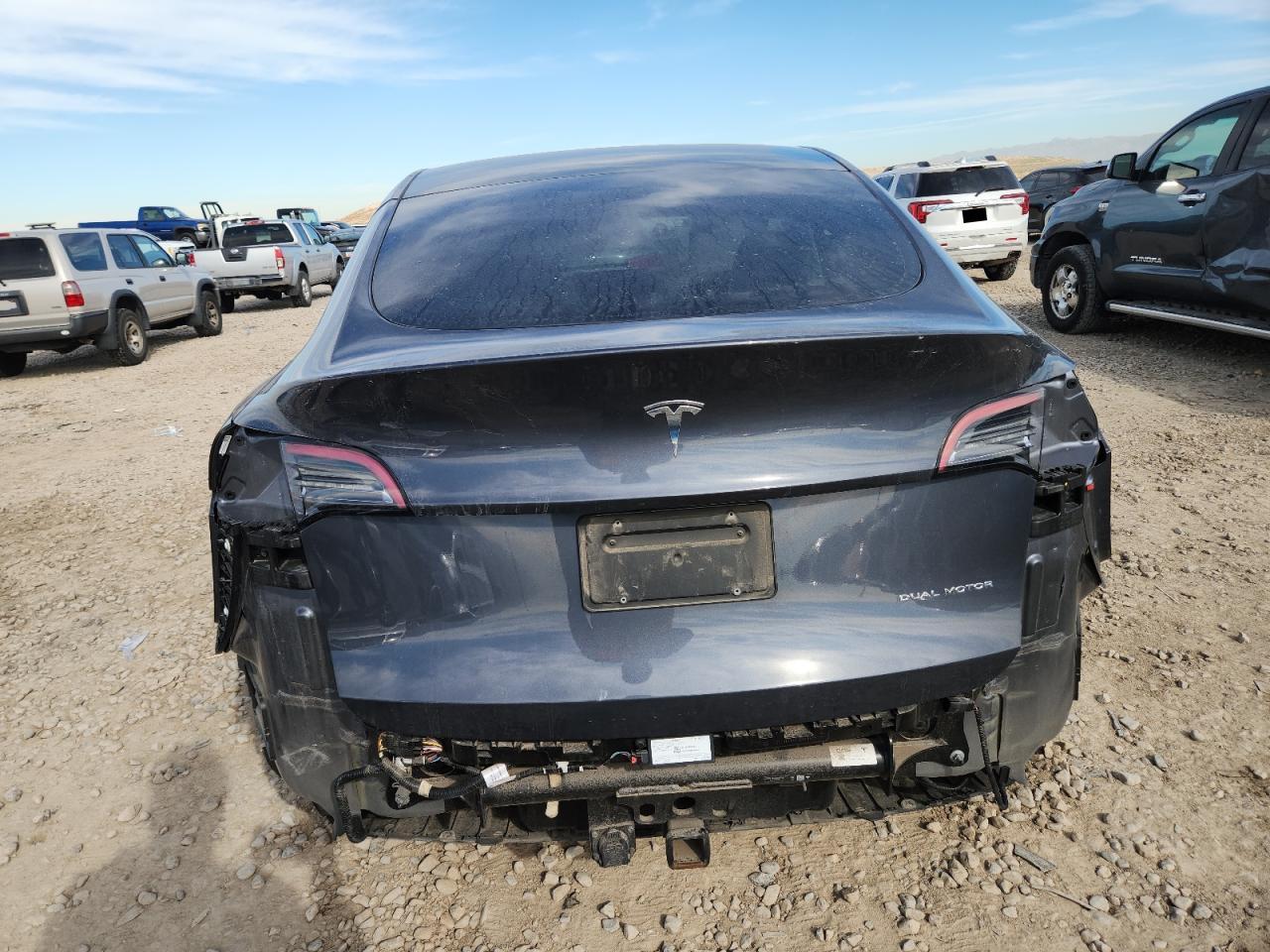 2022 Tesla Model Y VIN: 7SAYGDEE7NF515809 Lot: 82573525