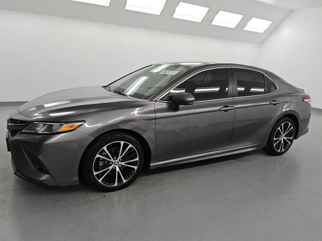  TOYOTA CAMRY 2020 Серый