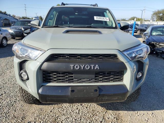  TOYOTA 4RUNNER 2021 Зеленый