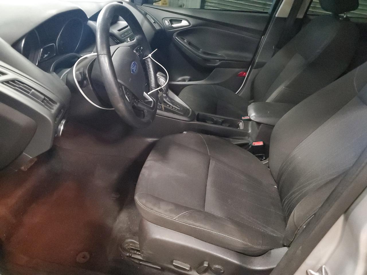 2016 Ford Focus Se VIN: 1FADP3F21GL317517 Lot: 85697855