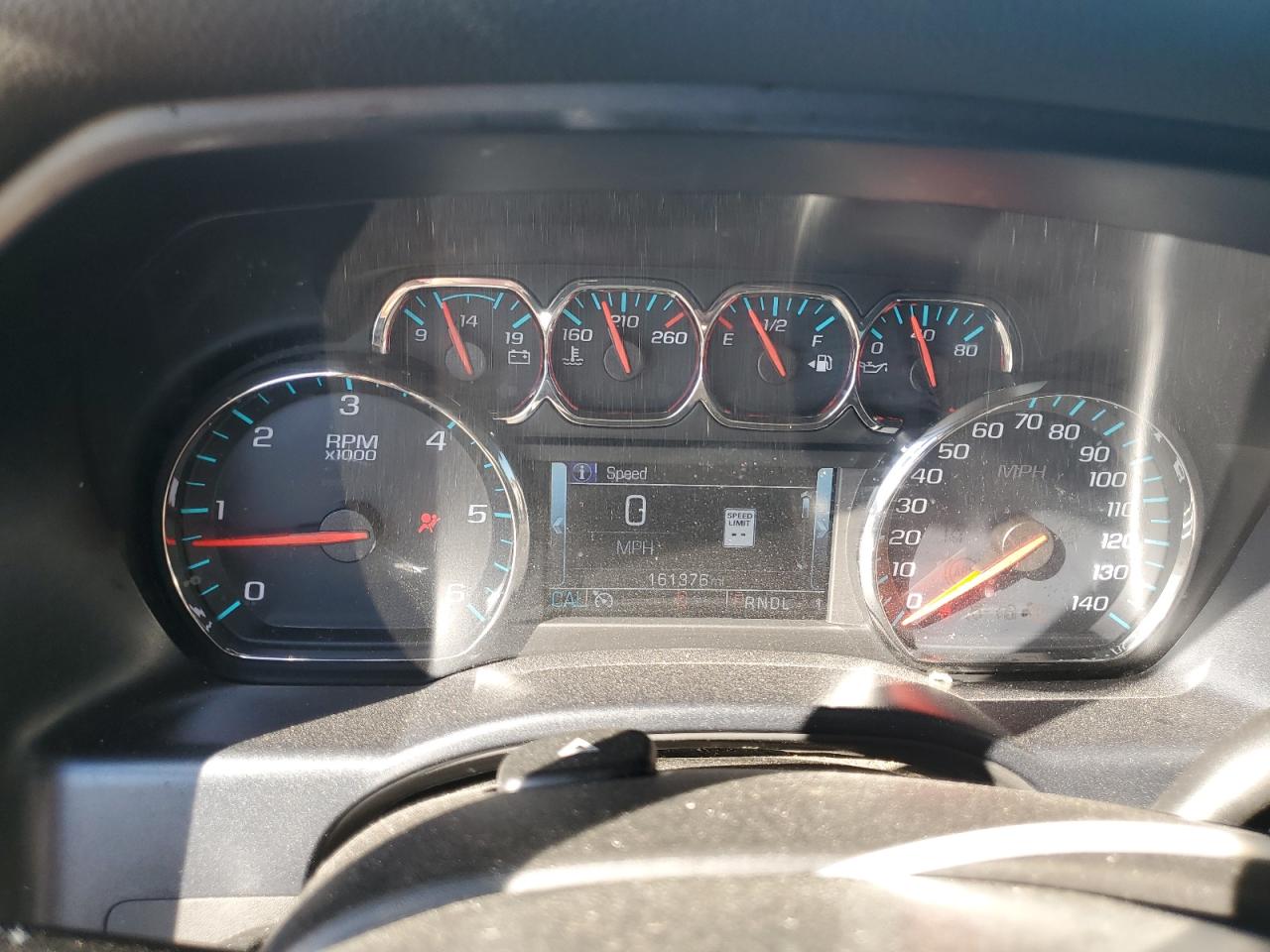 2018 GMC Sierra K2500 Slt VIN: 1GT12TEG8JF163158 Lot: 86163135