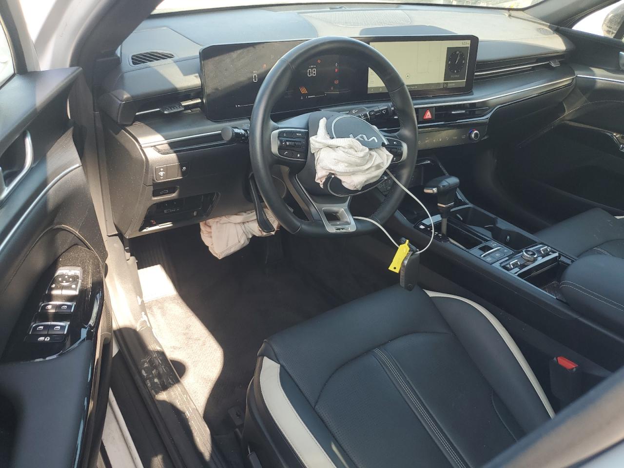 2025 Kia K5 Gt Line VIN: KNAG64J75S5284857 Lot: 70933385