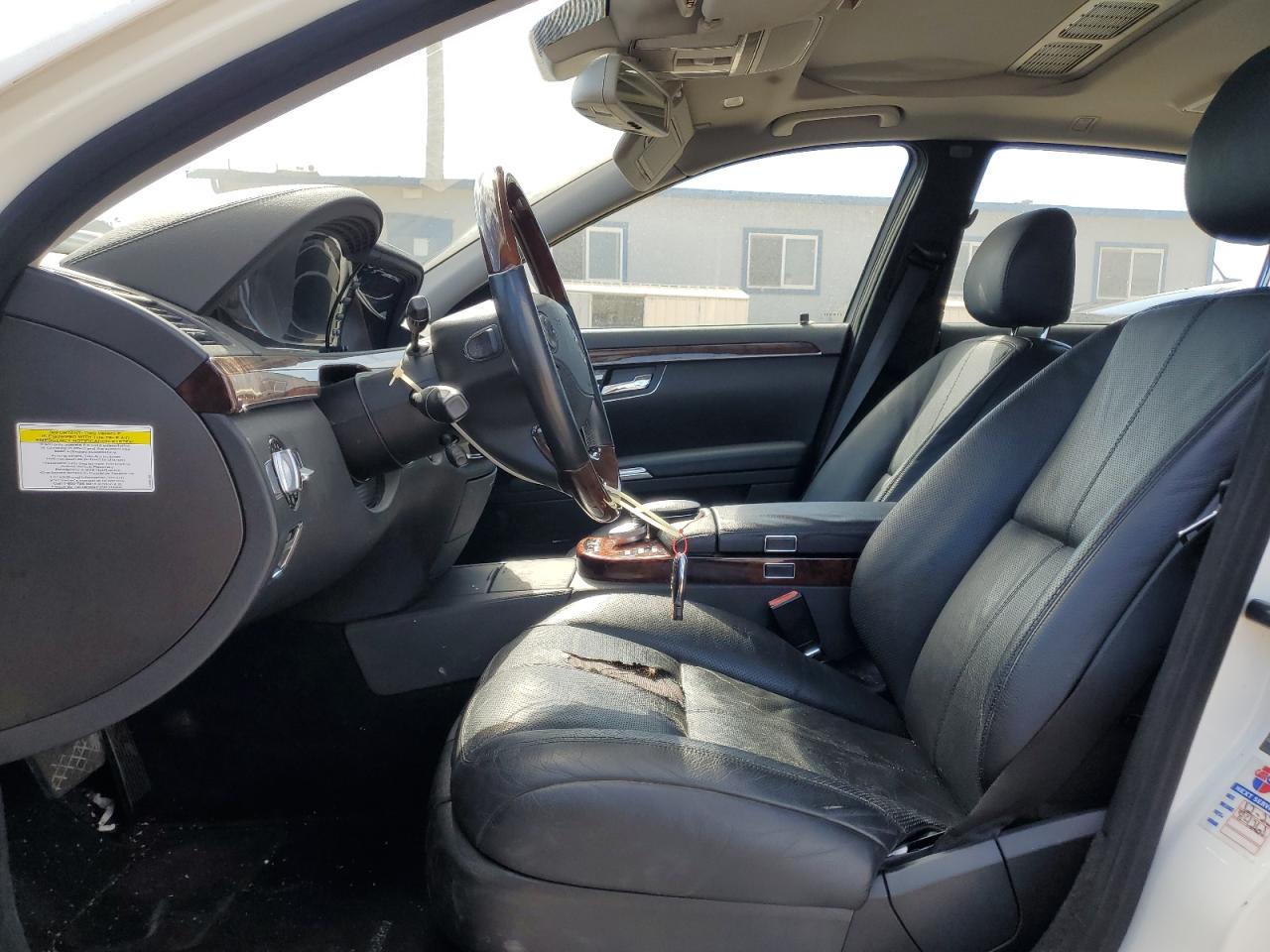 2007 Mercedes-Benz S 550 VIN: WDDNG71X77A086827 Lot: 90410215