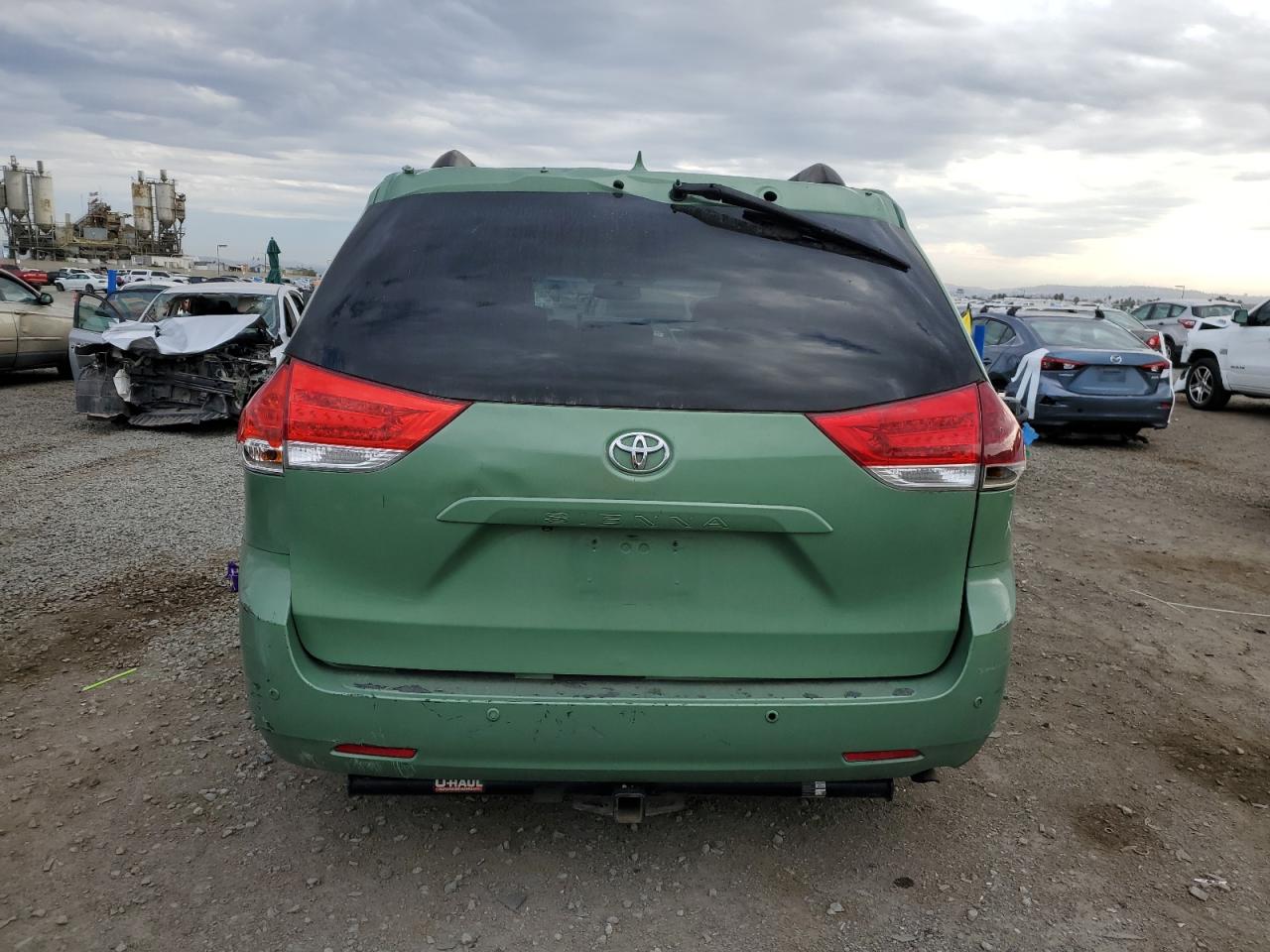 2011 Toyota Sienna Xle VIN: 5TDYK3DC5BS024135 Lot: 85577675
