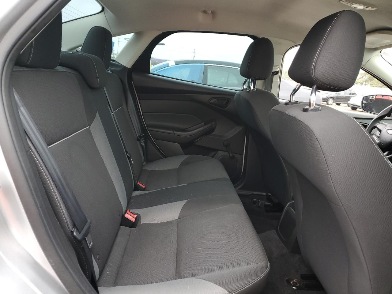 2012 Ford Focus S VIN: 1FAHP3E22CL321489 Lot: 84987195